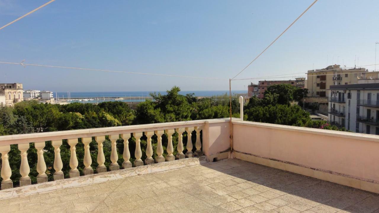 Casa Vacanze La Scalinata Bisceglie Buitenkant foto
