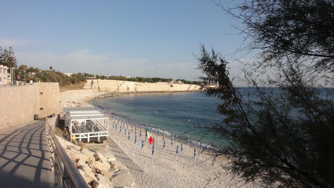 Casa Vacanze La Scalinata Bisceglie Buitenkant foto
